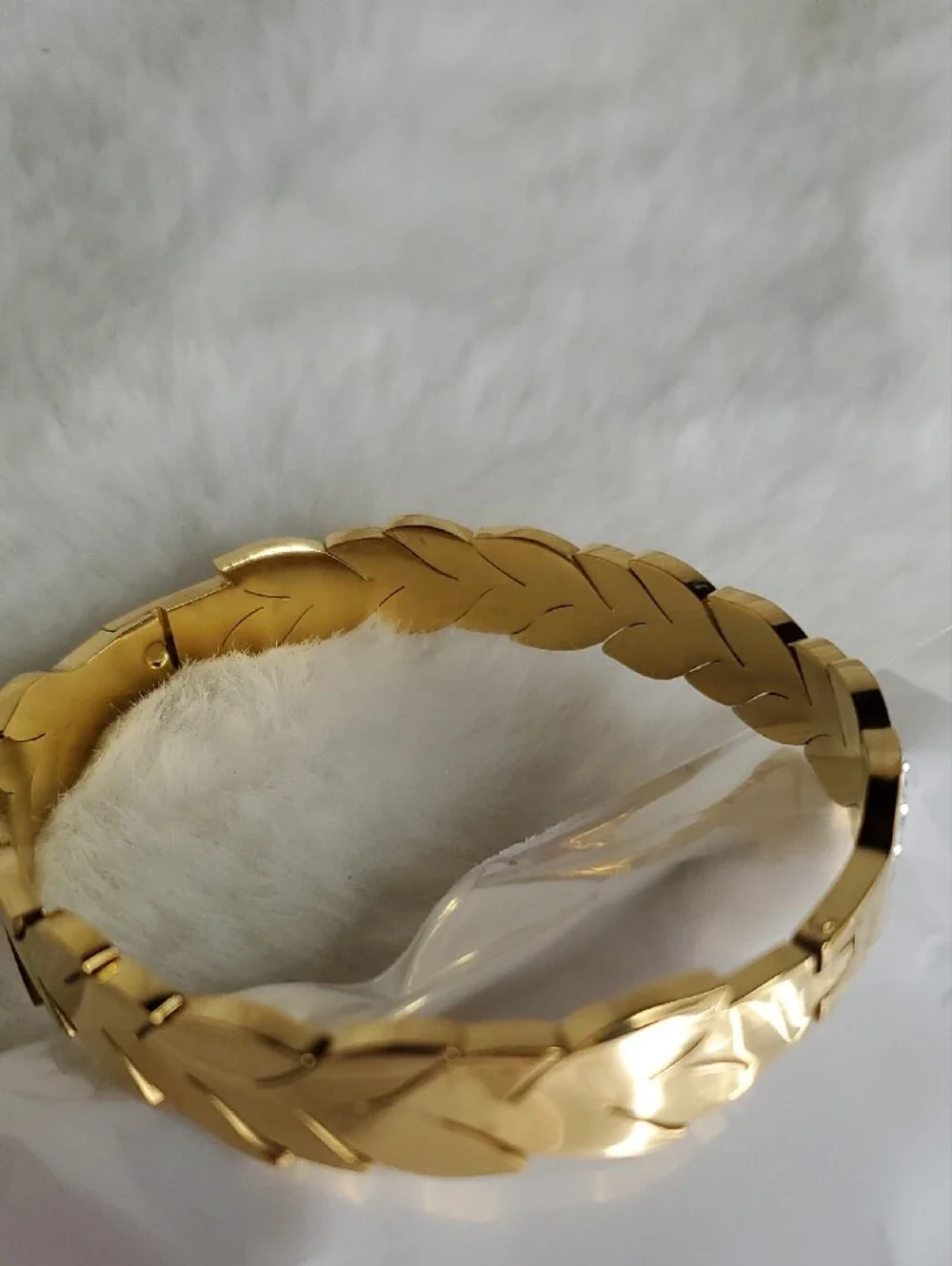 Fashion Jewelry Gold Leaf Crystal Accent Bracelet